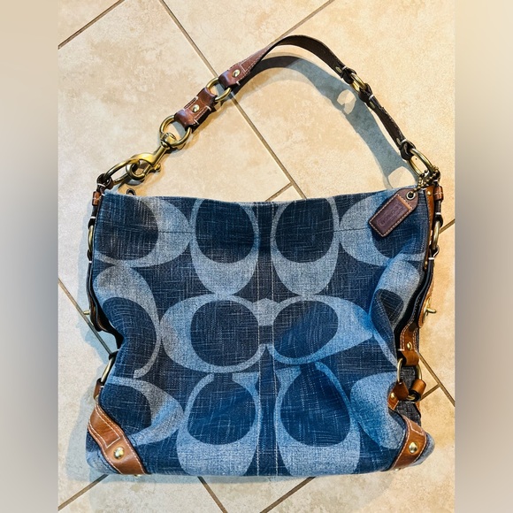 COACH SIGNATURE DENIM HOBO - Picture 1 of 9